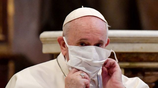 ¿que es la estenosis diverticular que sufre el papa francisco y por la que lo internaron?
