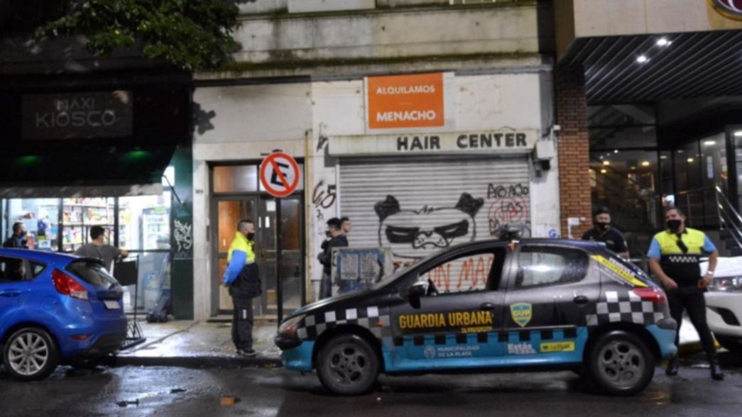 Fuerte operativo en La Plata: desalojaron juntadas clandestinas y clausuraron comercios