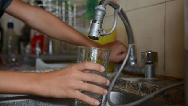 siguen las obras de absa en 120 y 32 y faltara agua en distintos barrios de la plata