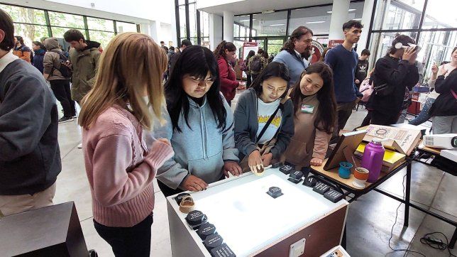 todo listo en la facultad de informatica para una nueva expo ciencia y tecnologia