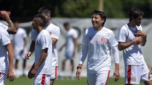con varios lesionados y dudas, estudiantes entrena con la mente puesta en argentinos