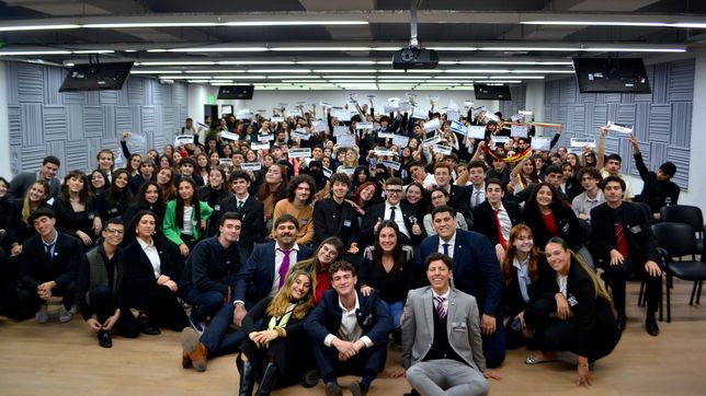 la plata batio records de participacion en el modelo de la onu