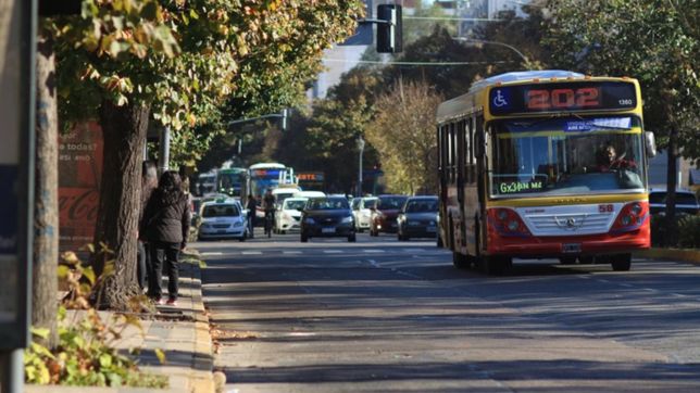 horas decisivas por el paro de transporte que afectara a la plata y al resto de pais
