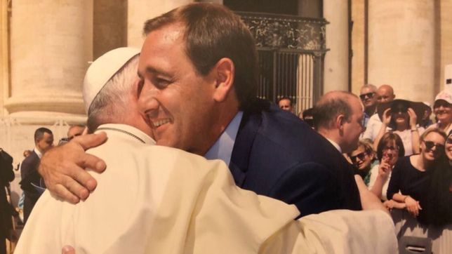 asi fue el encuentro entre julio garro y el papa francisco