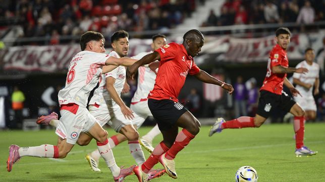 boca avanzo por edwuin cetre y ya trabaja para comprar el 100% del pase