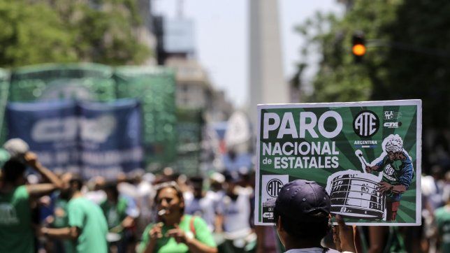 los trabajadores estatales confirmaron las protestas y no descartan ocupar ministerios