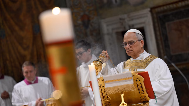los posteos de leon xiv sobre la derecha, los refugiados y el racismo antes de ser elegido papa