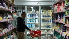 el precio de los alimentos aumento un 4% en julio y le mete presion a la inflacion el precio de los alimentos aumento un 4% en julio y le mete presion a la inflacion