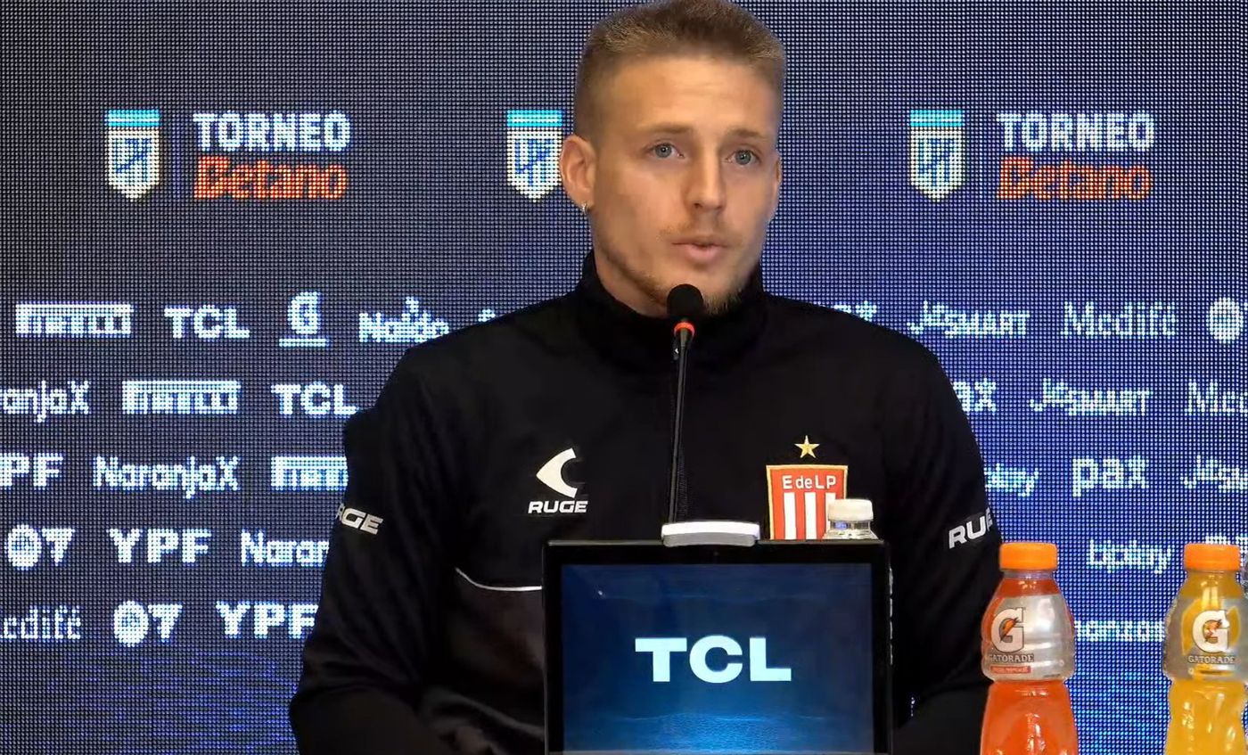 Santiago Ascacíbar conferencia clásico platense.jpg