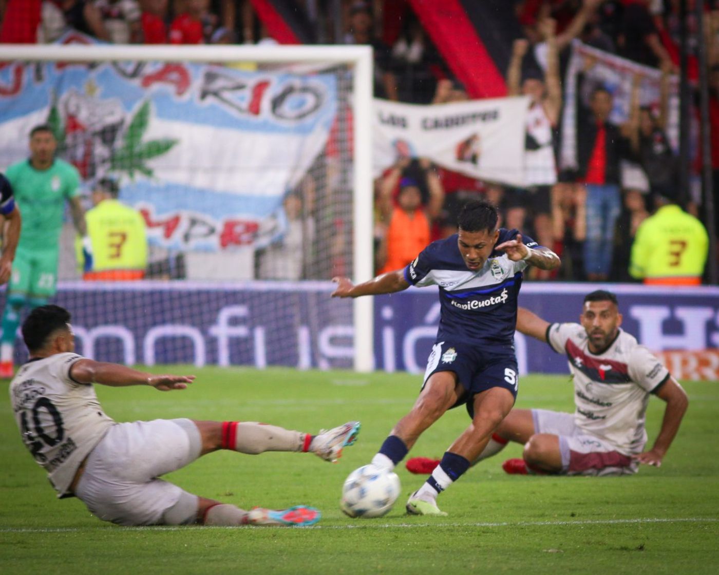 Saravia Gimnasia.jpg