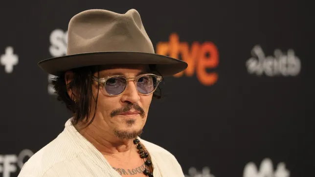 confirman que la visita de johnny depp podra seguirse en vivo a traves de youtube