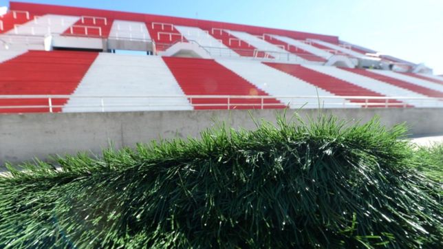 estudiantes: terminaron de desplegar el playmaster y asi se ve el campo de juego en 1 y 57