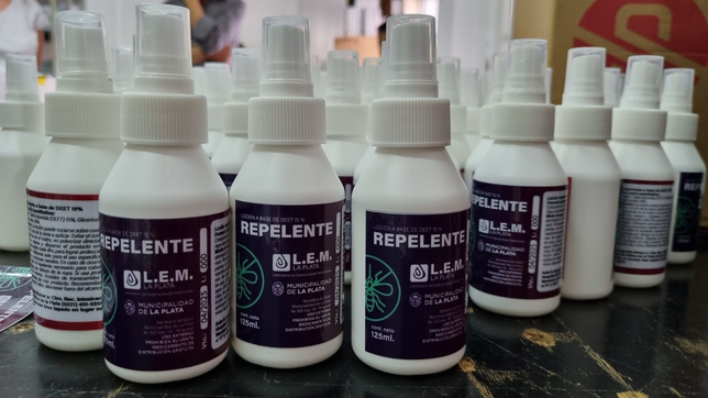 ¿donde se pueden retirar los repelentes producidos por la municipalidad?