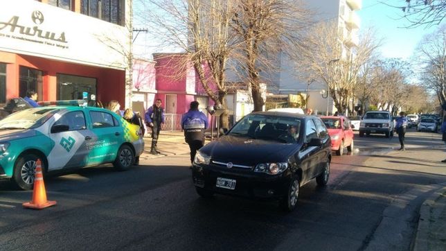 lucha contra el transporte ilegal en la plata: secuestraron 12 remises truchos y 3 autos de uber