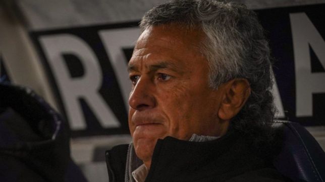 gimnasia cada vez mas cerca de firmar con sus dos primeros refuerzos