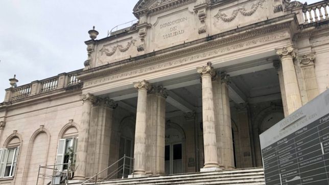 se nego a declarar el albanil acusado de violar a la empleada de una optica de la plata