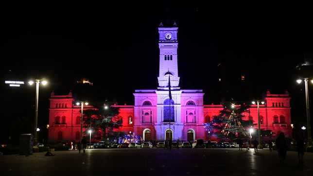 la municipalidad de la plata con los colores de estudiantes campeon