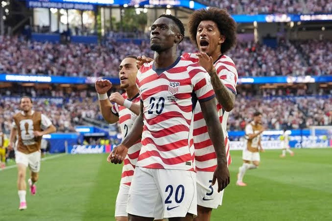 Estados Unidos se impuso con claridad a Paraguay en un duelo de técnicos argentinos