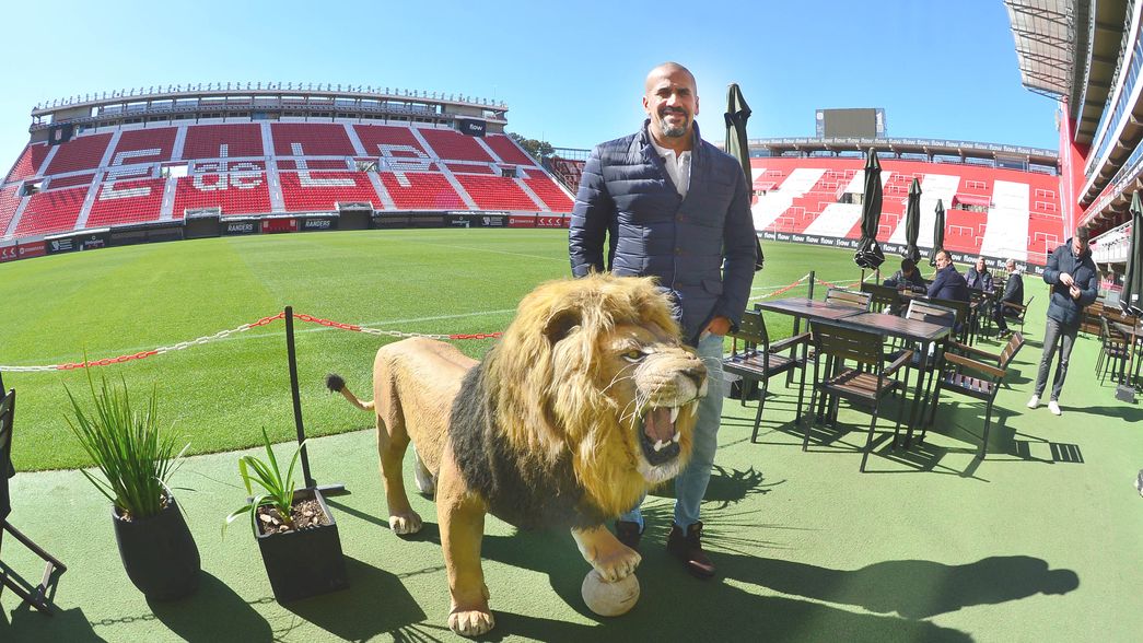 El posteo de Verón tras un encuentro con la dirigencia en UNO en la previa del acuerdo con Gillett