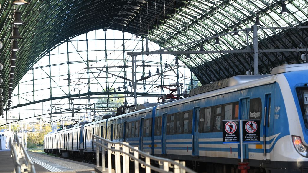Viajar en el tren Roca sale más caro desde este lunes