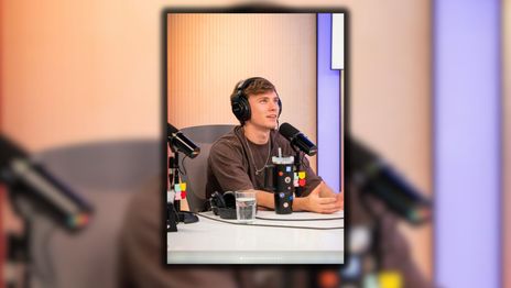 Teo DElia se hizo pasar por notero de 0221.com.ar y es furor en las redes sociales