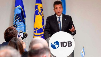 Massa anunció que consiguió 1.385 millones de dólares extras antes del acuerdo con el FMI