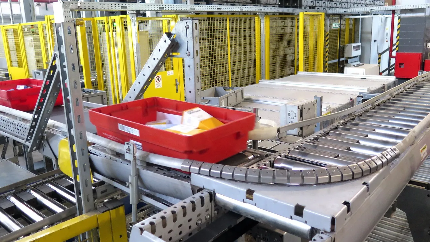 Droguería Suizo Argentino (1)