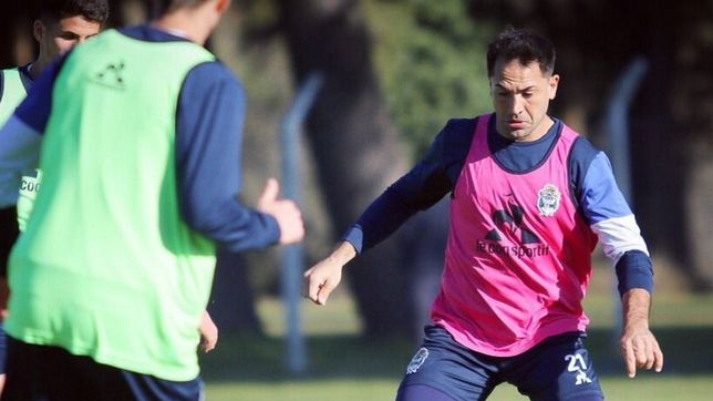 gimnasia: pedro troglio vuelve a probar el equipo y define los elegidos para enfrentar a talleres