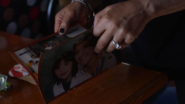 el recuerdo de la mama del nene que murio al caer de un septimo piso: ?renzo esta en paz?