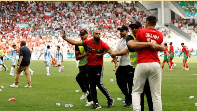 los videos del escandaloso final del partido de la seleccion argentina y marruecos en los juegos olimpicos
