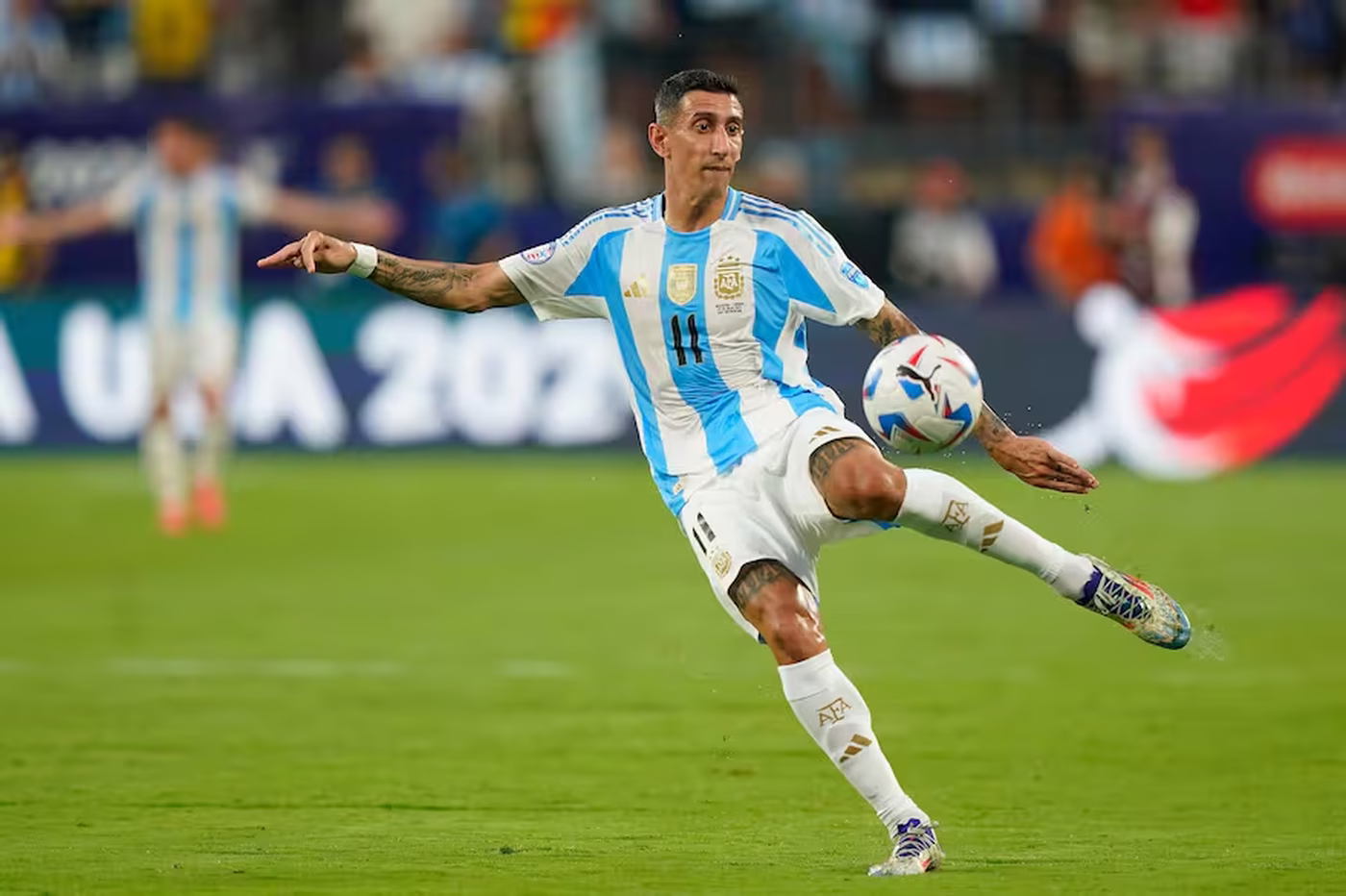 Ángel Di María no jugará este jueves ante Chile pero estará en el Estadio Monumental y será homenajeado por la AFA.