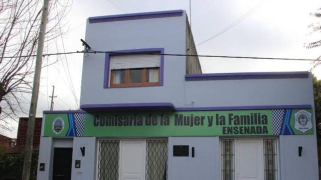 relevaron a la titular de una de las comisarias de la mujer de la region
