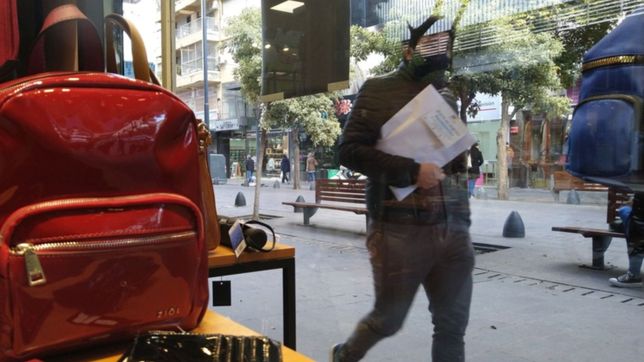 el 70% de los comercios registro una caida de las ventas en los ultimos seis meses