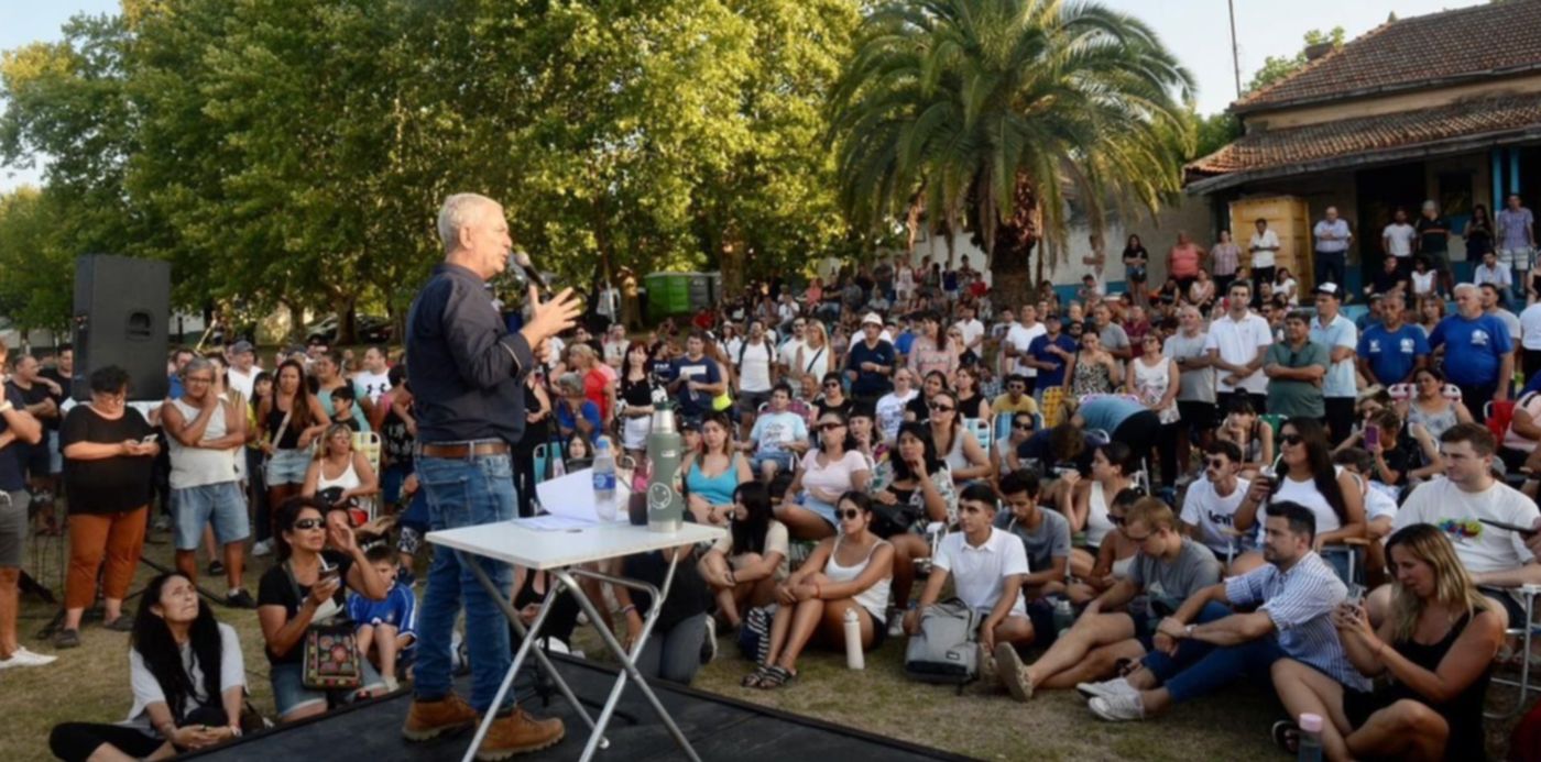 Acto de Alak en Arturo Seguí