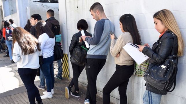 la desocupacion en el gran la plata cayo al 7,9% y hay 33 mil personas que buscan trabajo