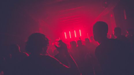 Clausuraron una fiesta clandestina con casi 100 personas en la zona Sur de La Plata Clausuraron una fiesta clandestina con casi 100 personas en la zona Sur de La Plata