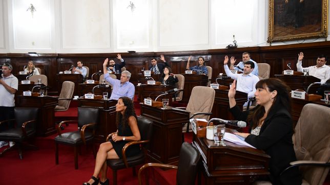 el concejo aprobo por unanimidad el convenio para cobrar la deuda por la tasa de capitalidad