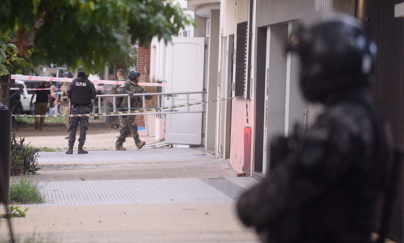 Mujer atrincherada en 10 entre 33 y 34 (8).jpeg