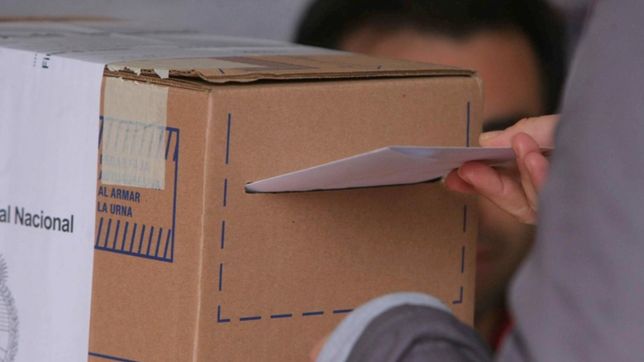 los genocidas con carcel domiciliaria en la plata estan habilitados para votar en las paso