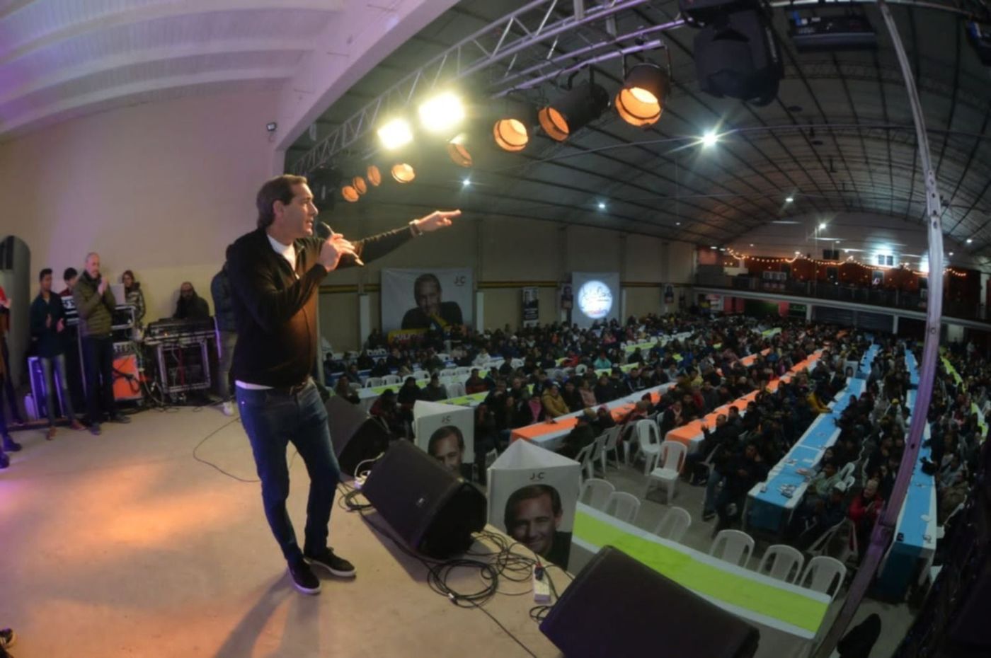 Julio Garro en Lisandro Olmos