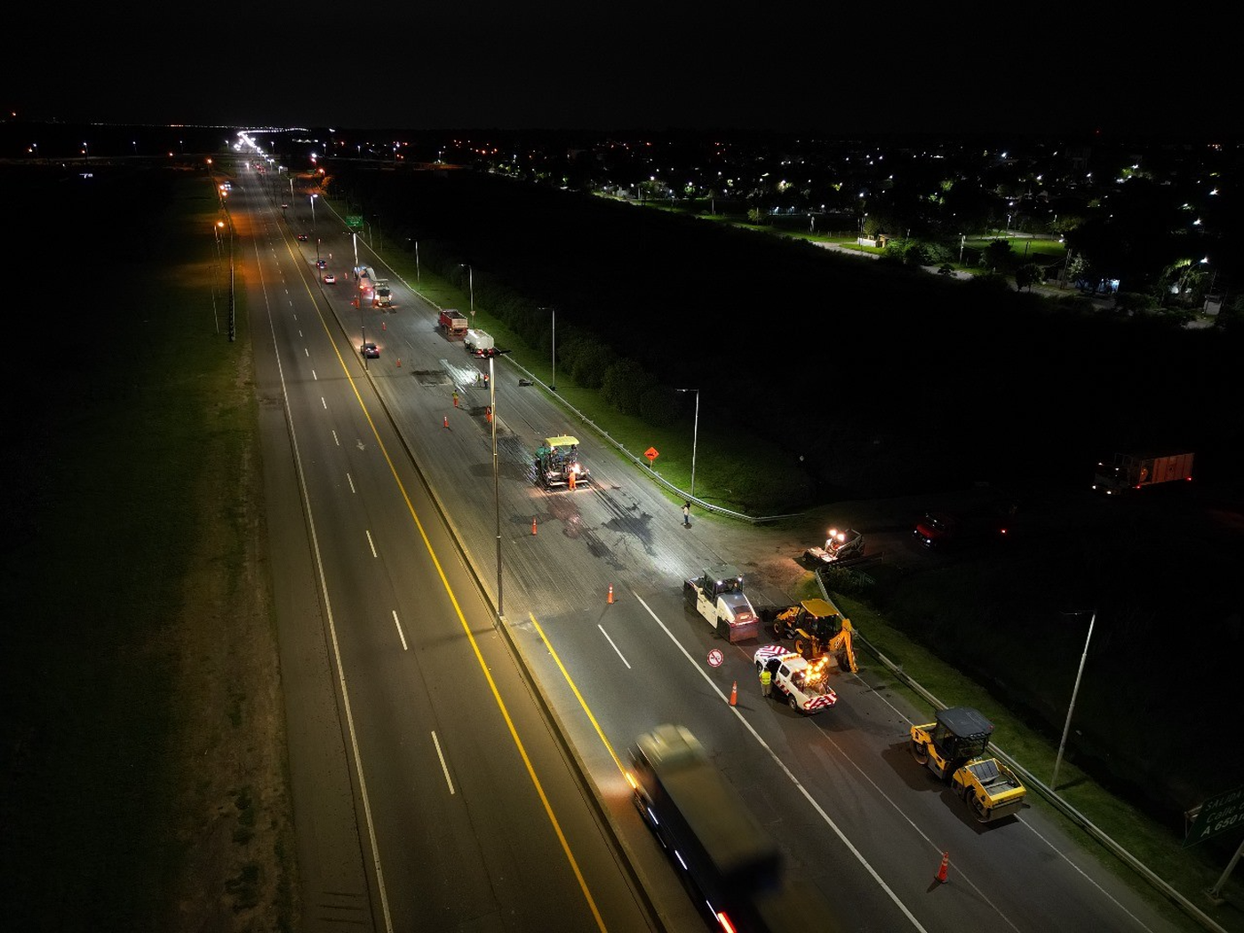 El cierre nocturno en la Autopista La Plata-Buenos Aires obliga a usar un ingreso alternativo
