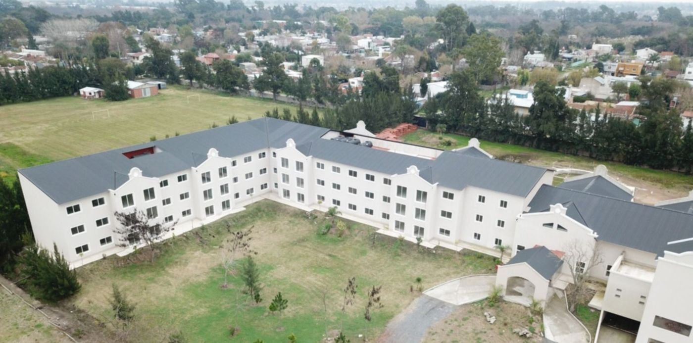 1573819127661.jpg?x=8&width=1489&ow=1500&scaleX=1&scaleY=1&oh=1125&y=38&height=744&rotate=0&&cw=1920&ch=950