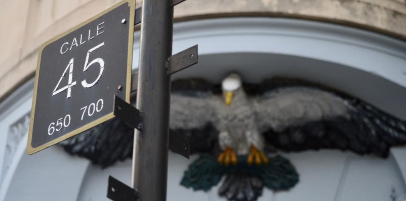 Carteles nomencladores de calles