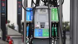 la venta de combustibles no repunta y ya acumula tres meses consecutivos en baja la venta de combustibles no repunta y ya acumula tres meses consecutivos en baja