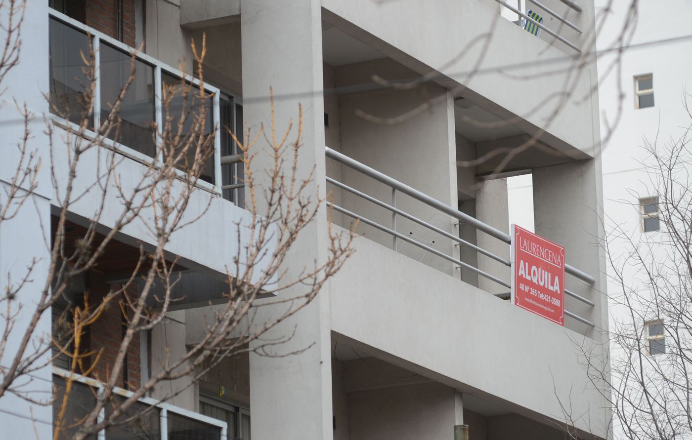 Economia alquileres venta inmueble casas departamentos 3.JPG