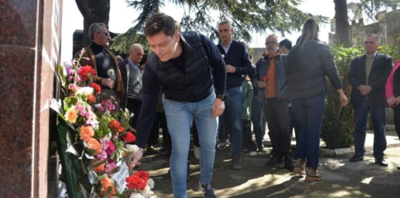 Homenaje radical a Balbín