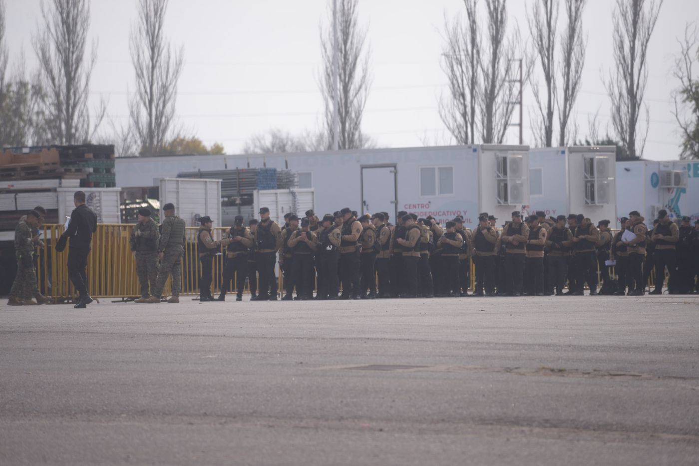 Operativo en la Plata por los Fundamentalistas del Aire Acondicionado  (18).jpeg