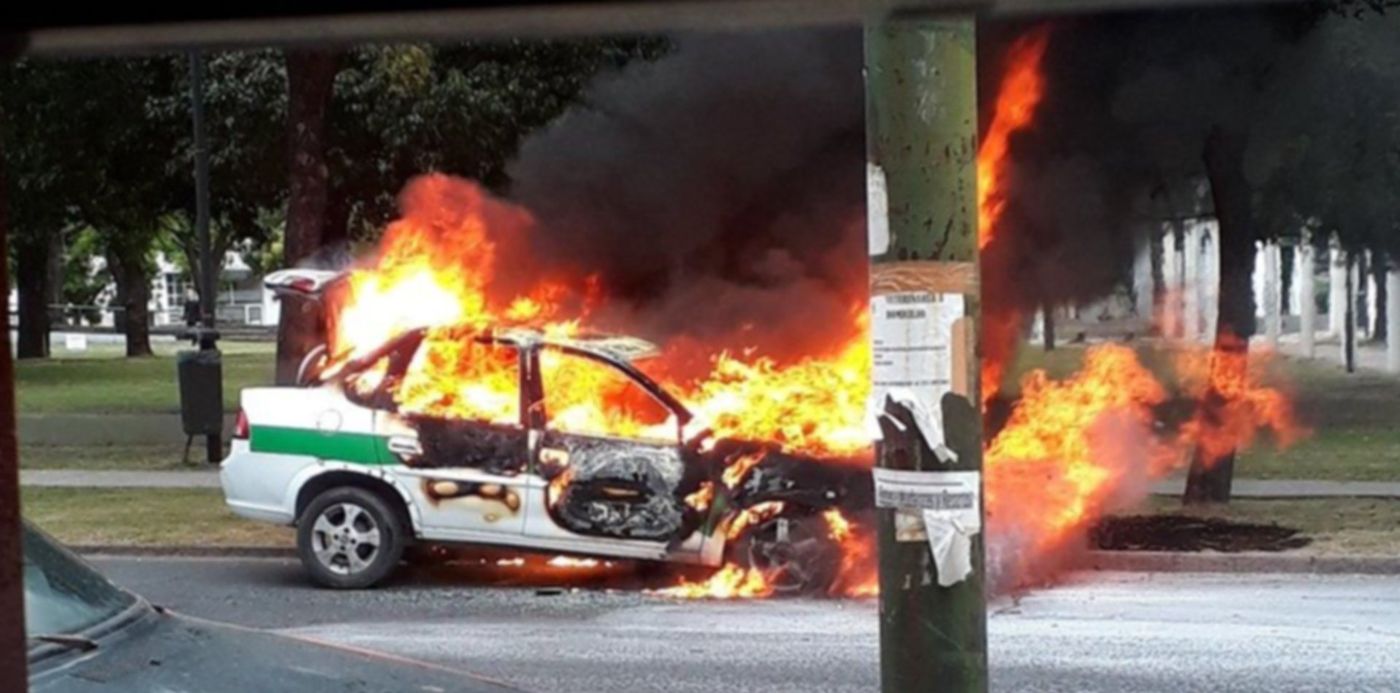 1541188936049.jpg?height=442&scaleY=1&width=884&rotate=0&scaleX=1&ow=900&oh=1200&x=6&y=260&&cw=1920&ch=950