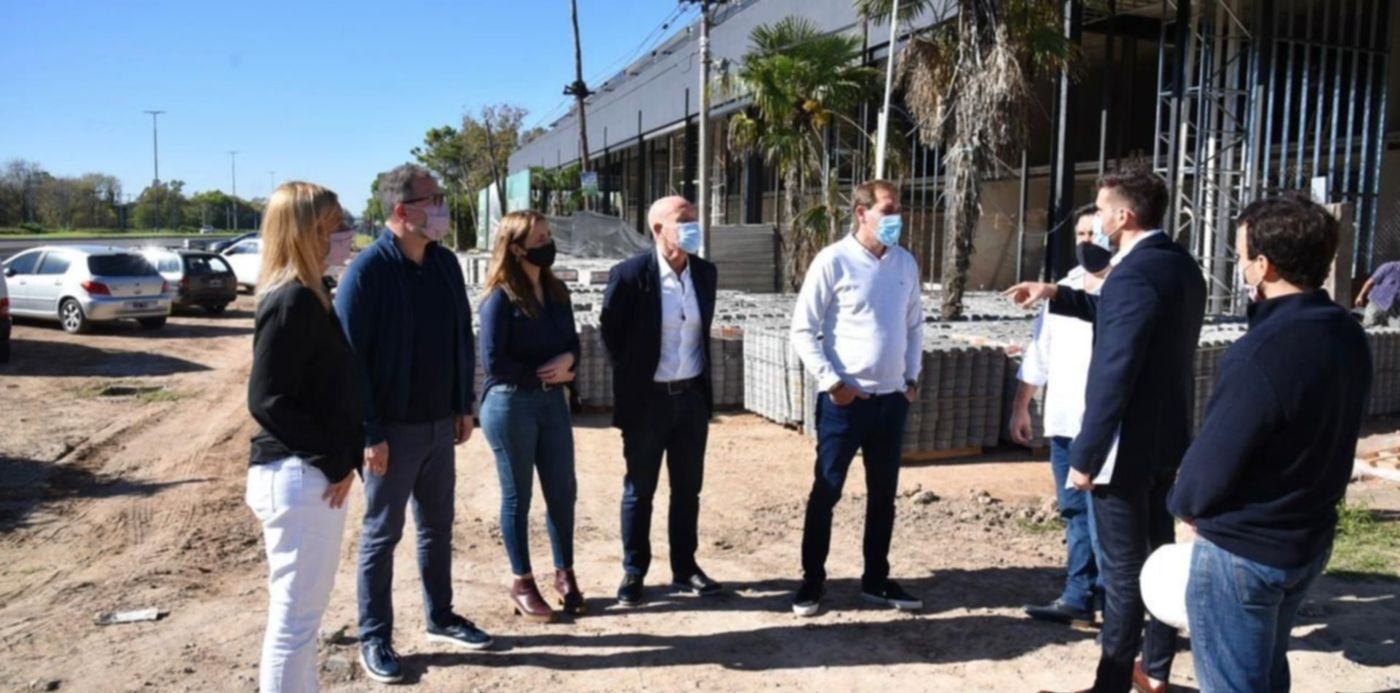 Julio Garro Dacal Recorrida por el Paseo Gonnet