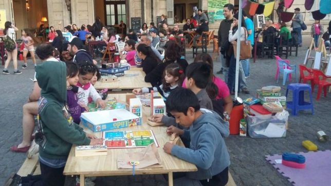 el festival de juegos callejeros revancha vuelve a la plata con experiencias unicas